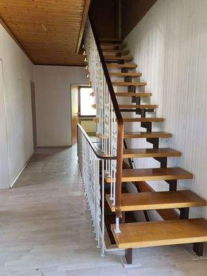 Treppenaufgang ins DG