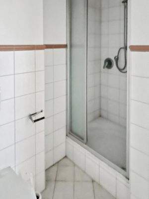 Gäste WC mit Dusche