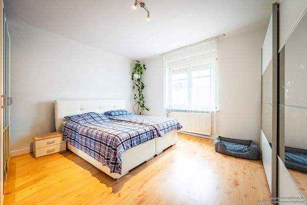 Schlafzimmer EG (WE 2)