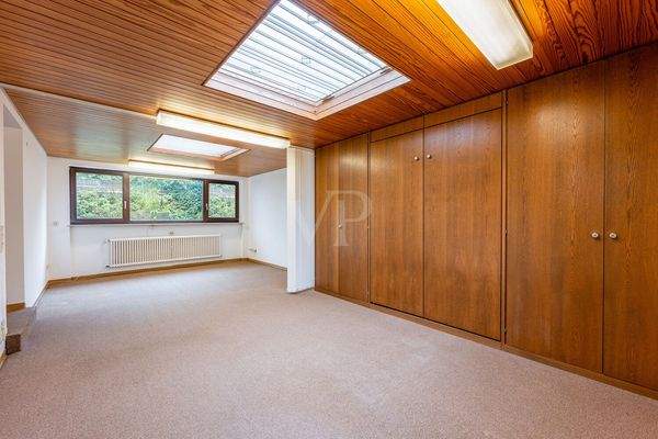 ehemaliges Büro im Untergeschoss