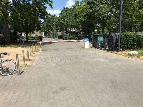 Darmstadt Garage, Darmstadt Stellplatz