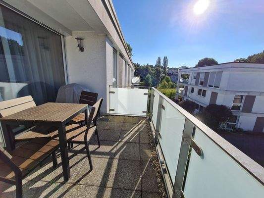 Süd-West-Balkon mit Aussicht