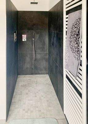 ...und Dusche