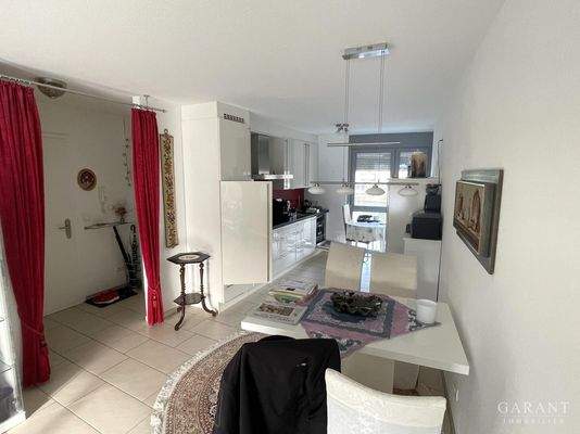 Blick in den Ess-Küchbereich