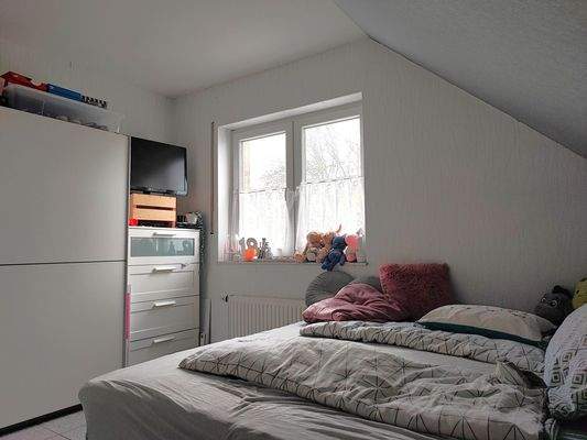 Schlaf-/Kinderzimmer 1