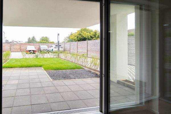 Blick zur Terrasse.jpg