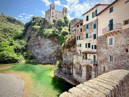 DA_1022_01_TERRA ITALIA IMMOBILIEN_REAL ESTATE_DOL