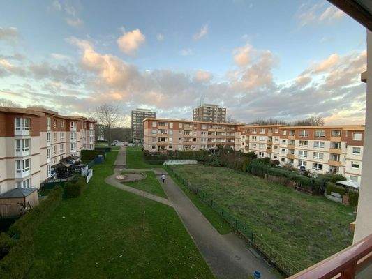 8D7E8BCE-4EA5-41A3-BA5E-5416E15A0747