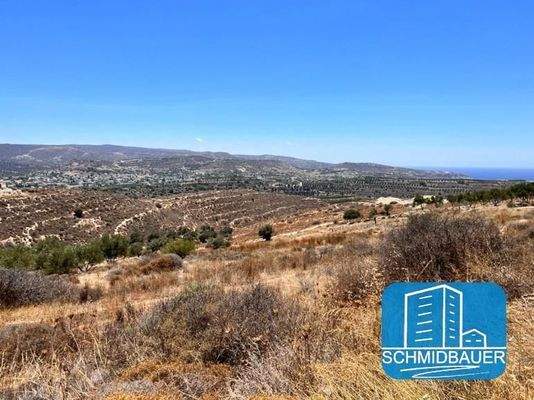 Kreta, Kamilari: Grundstück am Rande eines touristischen Dorfes zu verkaufen