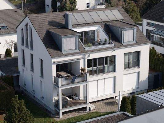 Hausansicht / Wohnung 1. OG