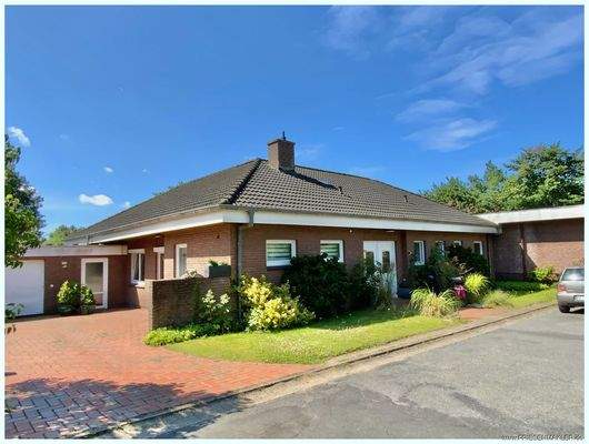 Hausansicht Auffahrt