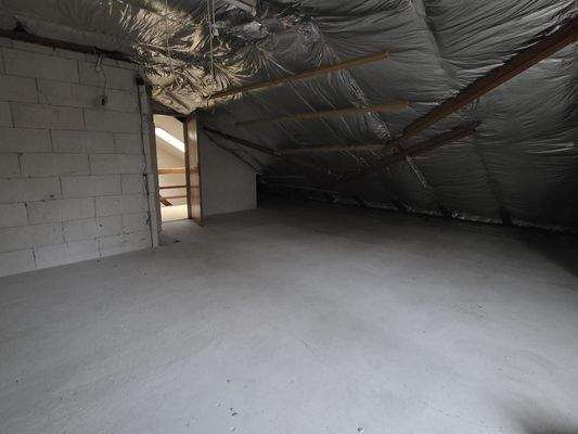 11 - Bodenraum Ausbaureserve DG