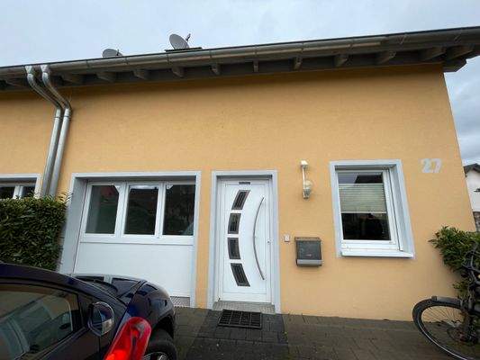 Hausansicht_Eingang 