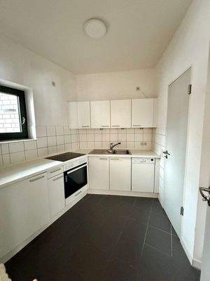 Küche inkl. Abstellkammer.jpg