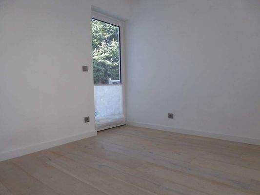 ...mit Ausgang auf die Terrasse 