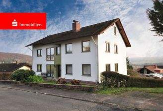 Vorderansicht mit Hauseingang