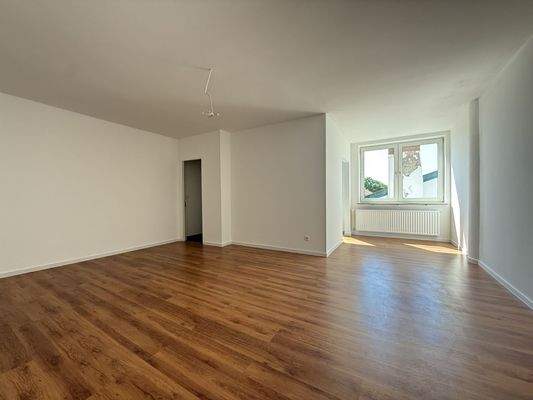 Wohnzimmer - 3 Zimmer - Lütt Immobilien Kiel