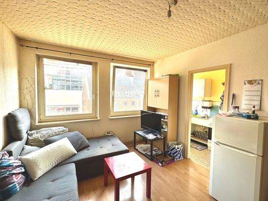 4. OG 1-Zimmer: Wohnzimmer 