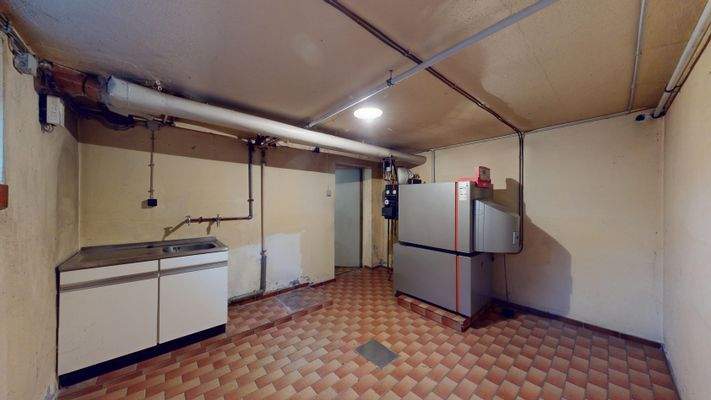 2-FH-DHH, KG Waschküche Hzg