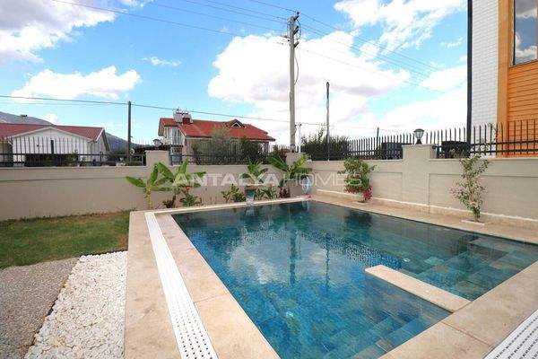 House with Pool and Mountain View in Döşemealtı, Antalya
