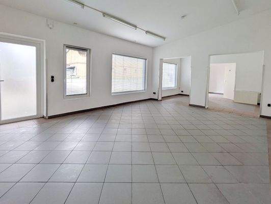 Bürofläche mit ca. 26 m², sowie 2. Eingang