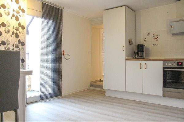 Hinterhaus 1 OG Links