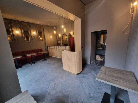 Top Bild Haupt - und Neben Empfangsraum