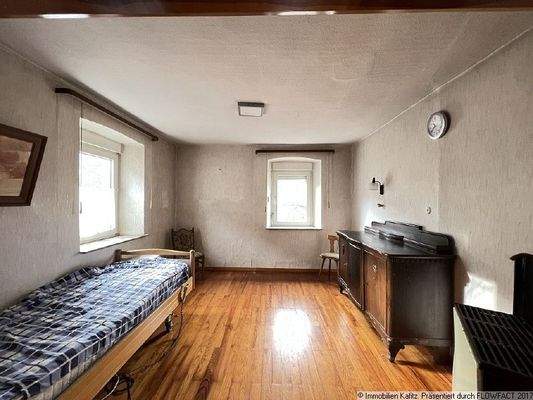 weiteres Zimmer im EG