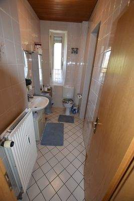 Wohnung EG links Badezimmer