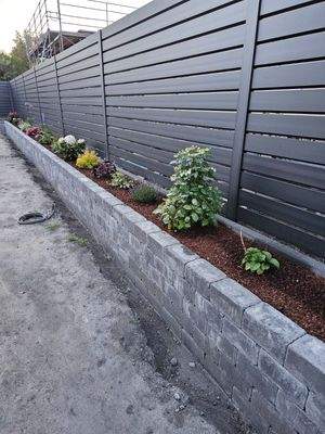 Beeteinfassung und Zaunanlage