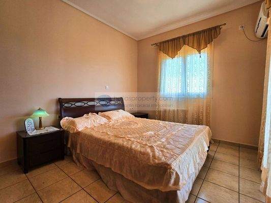 img_ffba60b3-b396-4807-be00-13ba7fedc057