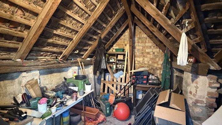 Nebengelass Dachboden