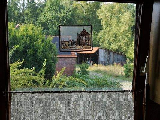 Blick aus der Küche bei Licht