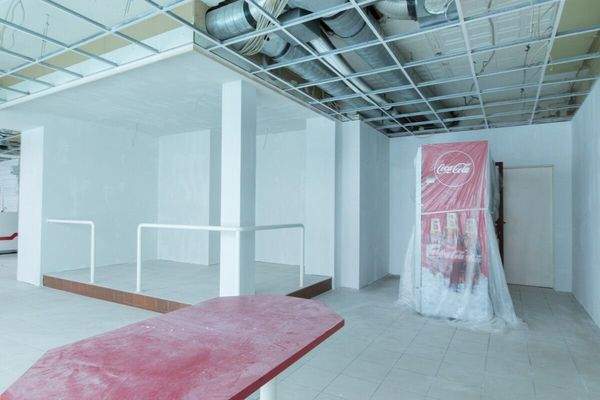 Verkaufsraum mit Abstellraum