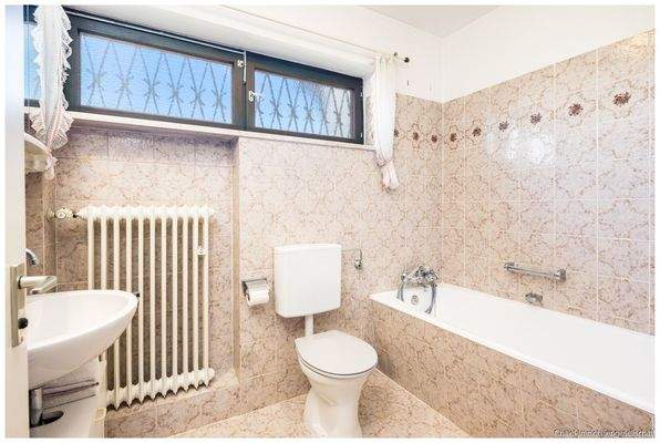 Badezimmer im 1.Obergeschoss