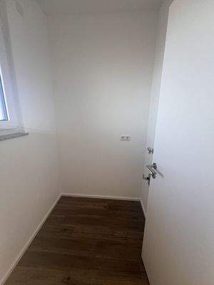 Abstellraum mit Fenster