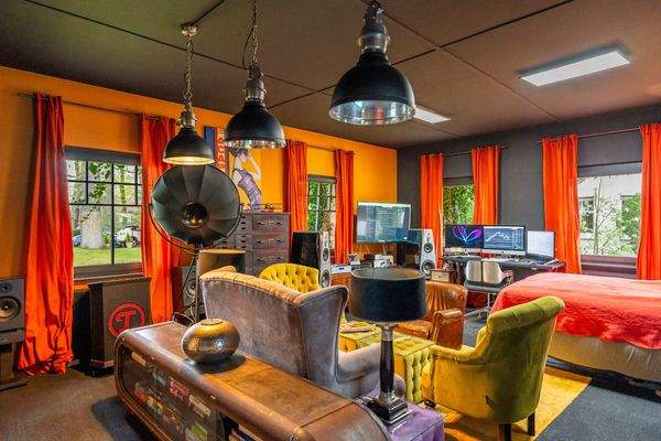 Arbeitszimmer im Anbau der Villa