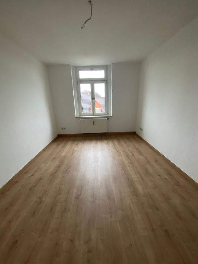 Geräumige helle 3 Raum Wohnung Zwickau Marienthal ab sofort zu vermieten - Photo 4