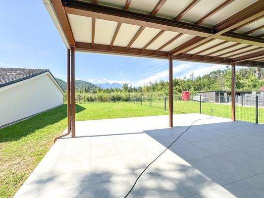 Überdachte Terrasse