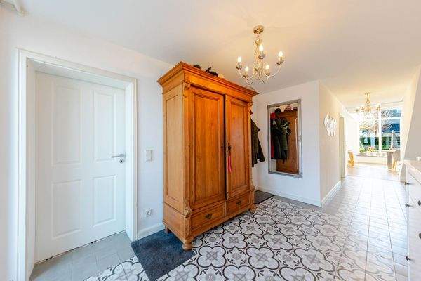 großer, heller Flurbereich