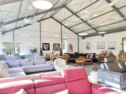 Die Ausstellungshalle von innen