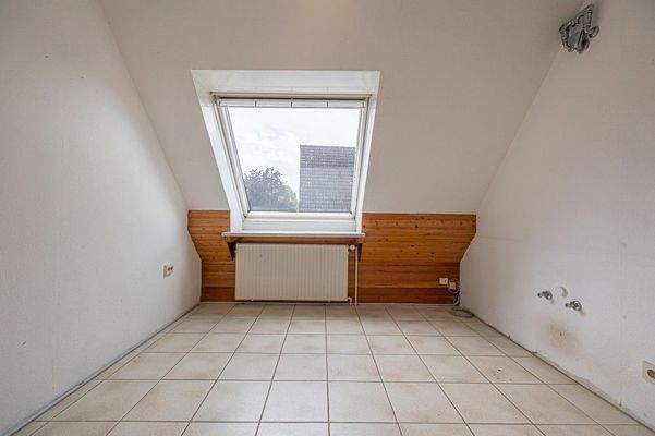 Raum mit Küchenanschlüssen