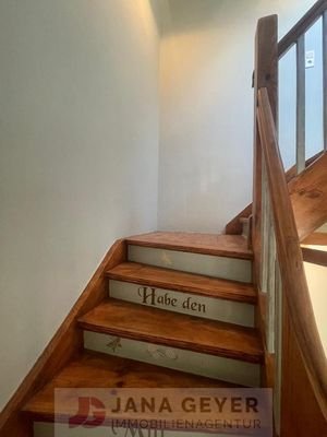 Treppenaufgang zum DG