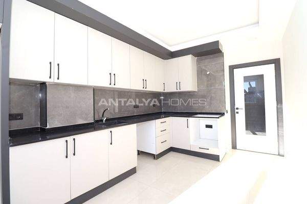 Duplex Apartment Near the Tram in Antalya Kepez