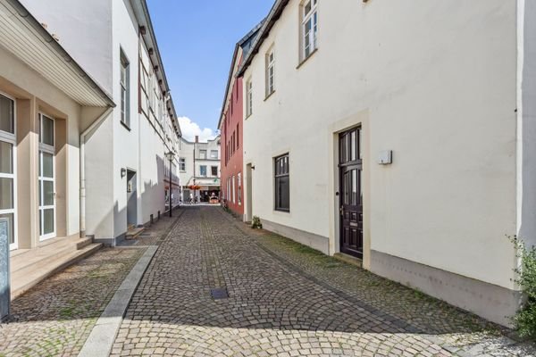 Blick in die Fußgängerzone der Warendorf Innenstadt 