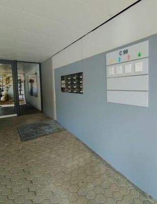 a_Gebäudezugang (2)