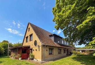 1. Hausansicht.jpg