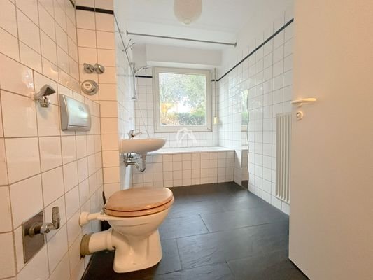 Badezimmer/ bathroom
