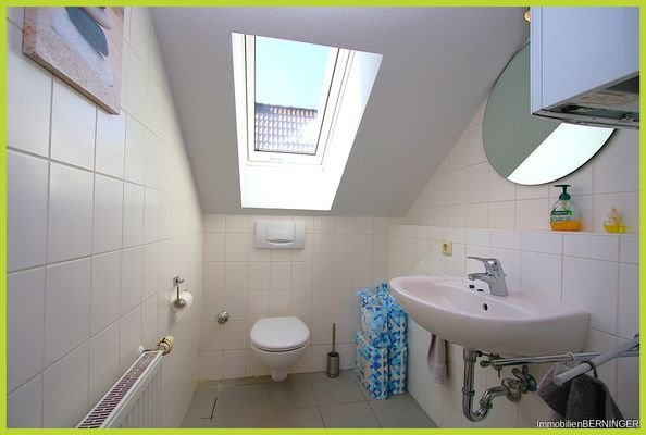 separates Gäste-WC