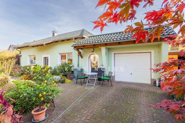 Bungalow mit Garage 
